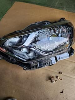 日産デイズ 型式 B43W ヘッドライト(L) 品番 26075-7MA0A 日産デイズ 型式 B43W ヘッドライト(L) 品番 26075-7MA0A - メルカリ