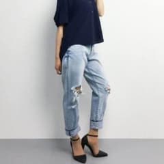 【売り切り値下げ】JEANASIS ダメージデニムのサムネイル