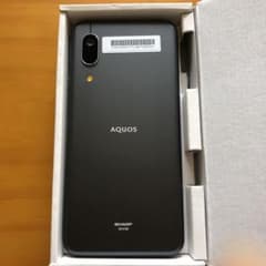 断捨離中さん専用　AQUOS☆SHV48☆新品未使用のサムネイル