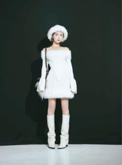 Crayme, クレイミー Off Shoulder Slit Knitのサムネイル