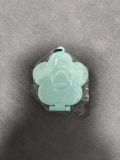 MARY QUANT ミニチュアミラーチャーム グリーンのサムネイル