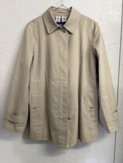 BURBERRY LONDON ハーフコート ベージュのサムネイル