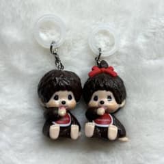 モンチッチめじるしアクセサリー チャームキーホルダー おしゃぶり　２つセットのサムネイル