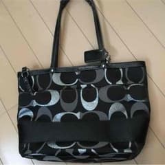 COACHのサムネイル