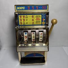 昭和レトロ マルサンHOスロットカー2台 ケース付 ジャンク WACO社製 昭和レトロ カジノセブン（CASINO SEVEN）25セント仕様