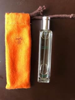 HERMES 香水 UN JARDIN SUR LE NILのサムネイル