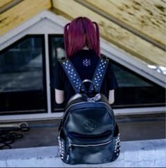 KRY BACKPACK ブラック×シルバーのサムネイル