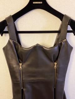 値下げ！新品！ヴェルサーチのレーザーワンピースのサムネイル