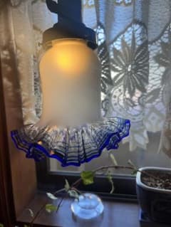 トワイライトブルー】昭和レトロ 乳白ガラス フリル ランプシェード 電