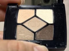 Dior サンククルール 646 30モンテニュ ミニアイシャドウ サンプルのサムネイル