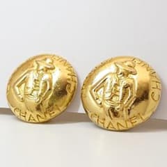 ヴィンテージ CHANEL マドモワゼル ゴールド クリップイヤリング 