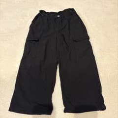 キッズ ブラック カーゴパンツ（黒）のサムネイル