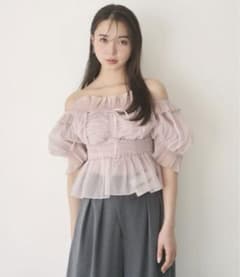 セール snidel ギャザーフリルオフショルブラウスのサムネイル