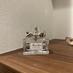 ミス ディオール ブルーミング ブーケ オードトワレ 30ml スプレーのサムネイル