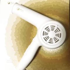 ホリスティックキュア　ドライヤー　モイストプラス　CCID-P02Wのサムネイル