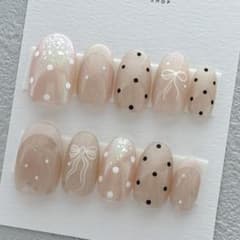 【現品】即日発送！ネイルチップ ドットネイル リボン マグネット ピンクベージュのサムネイル