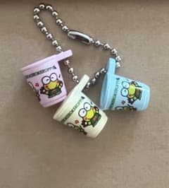 専用！！けろけろけろっぴ　カップ　ガチャガチャのサムネイル
