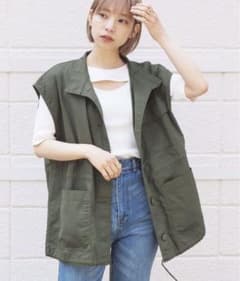 tiptop ミリタリーベスト　美品のサムネイル