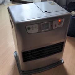 値下げしました　TOYOTOMI LC-32D ファンヒーターのサムネイル