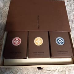 週末値引き⭐　新品未使用　ルイヴィトントランプセットのサムネイル