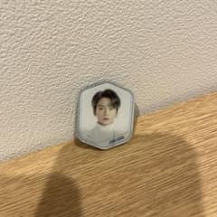 BTS JUNG KOOK 六角形マグネットのサムネイル