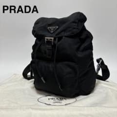 t89【極美品】保存袋付 プラダ 三角ロゴ ナイロン ブラック 巾着