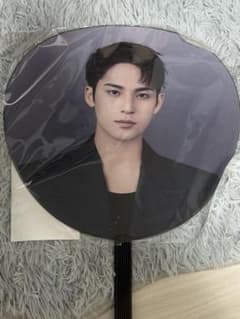 SEVENTEEN ミンギュ うちわ NEW 新品未開封 - メルカリ