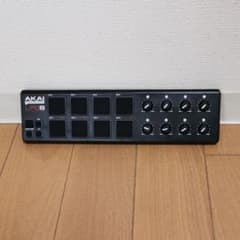 【値下げ】AKAI Professional LPD8　USBコードのサムネイル