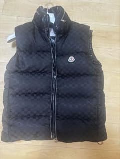 MONCLER KITA GILET ダウンベスト ブラック - メルカリ