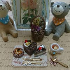 ハートチョコケーキ&チョコバナナタルトセットのサムネイル