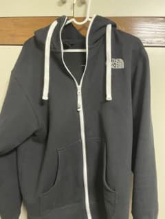 THE NORTH FACE パーカーのサムネイル