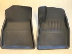 中古 テスラモデル3 2021で使用 立体ラバーマット 前後席 