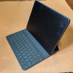 AppleiPad11第1世代 Wi-Fi64GB＋SmartKeyboard - メルカリ