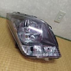 100-59193 ＭＨ23S  　ワゴンR   右ライトのサムネイル