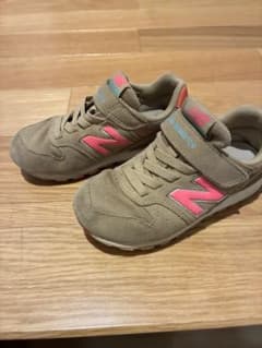 New Balance キッズスニーカー ベージュ/ピンクのサムネイル