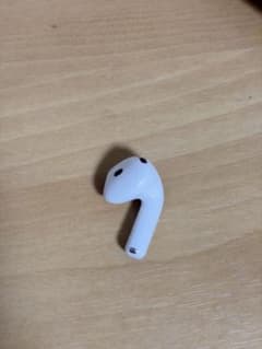 Apple AirPods4 右耳のみ ノイズキャンセリング無し