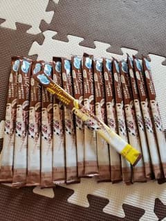 ストローシッパー(^-^)　チョコレート風味15本+おまけのチョコバナナ風味のサムネイル