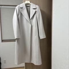 マカモカさま専用　L'AUBE AMORE ロングコート ホワイトのサムネイル