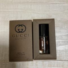 GUCCI香水のサムネイル
