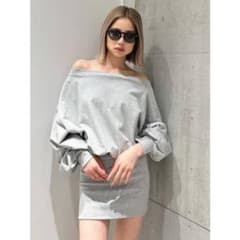 【美品】GYDA ドッキングオフショルスウェットワンピースのサムネイル