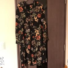 未使用★花柄ガウン ワンピースのサムネイル
