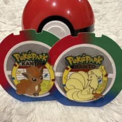 PokePark KANTO ロコン キュウコン ピンバッジ 2種セットのサムネイル