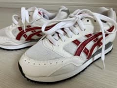 値下げ中！ASICS スニーカー 23.5のサムネイル