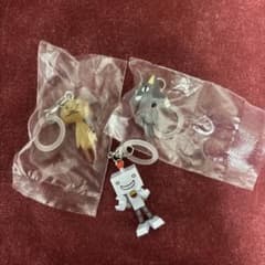 カプセルトイ ミニチュアチャーム 3種セットのサムネイル