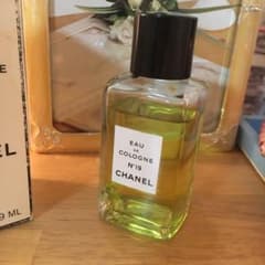 EAU DE COLOGNE N°19 CHANELのサムネイル