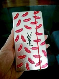 再値下げ♡！！ YSL イブサンローラン パレット キスラブエディションのサムネイル