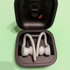 Beats Powerbeats ワイヤレスイヤホン ホワイト 中古のサムネイル