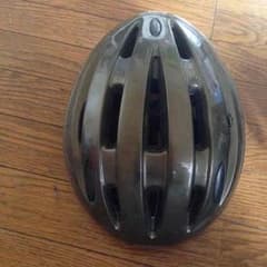 サイクリングヘルメットのサムネイル