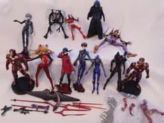 エヴァンゲリオン13体のサムネイル