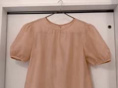 Sサイズ　ベージュ シフォン 半袖ブラウス バックリボンのサムネイル